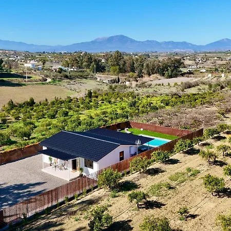Casa De Madera La Parcela * Malaga