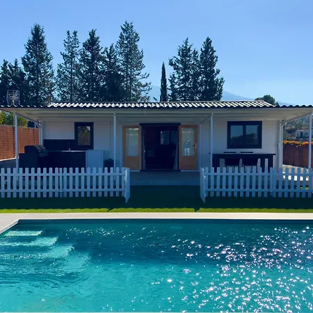 Holiday home Casa De Madera La Parcela